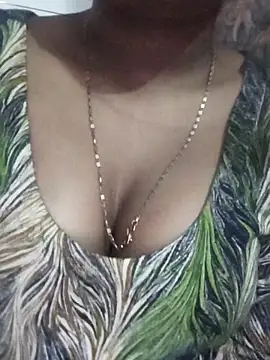 Snapshot of Sania-Love chatting on 03.13.25 Sania-Love online show from 03.13.25