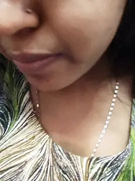 Snapshot of Sania-Love chatting on 03.17.25 Sania-Love online show from 03.17.25