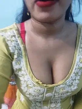 Snapshot of Sania-Love chatting on 09.22.25 Sania-Love online show from 09.22.25