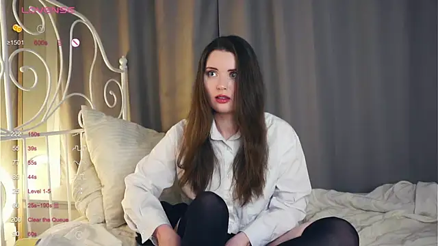 LoraDevon online show from 02.07.25