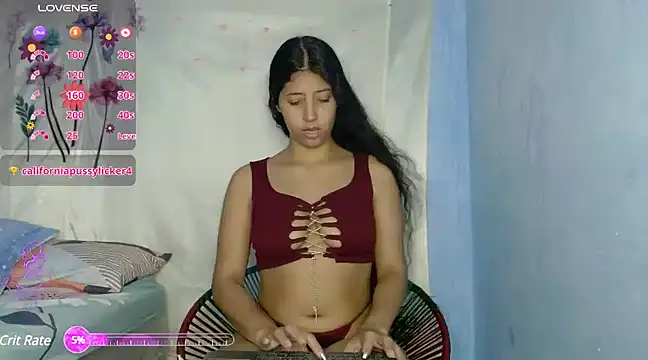 Snapshot of evaluna_horny_ chatting on 01.19.25 evaluna horny  online show from 01.19.25