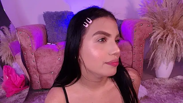 AngelaWhitte  online show from 02.21.25