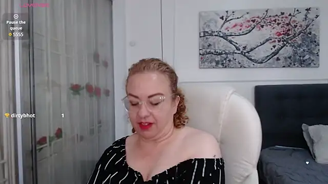 Tania Goddess  online show from 12.30.24