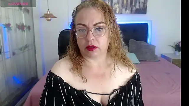 Tania Goddess  online show from 10.07.25