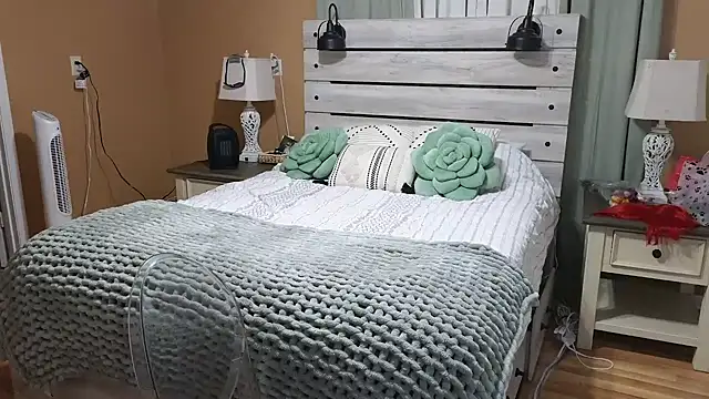 TexasTattooedHouseWife online show from 11.06.25