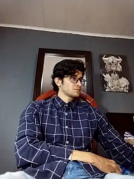 Loggan donnelly online show from 04.03.26