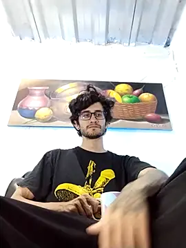 Loggan donnelly online show from 04.17.26