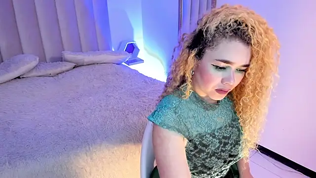 Snapshot of Sasha_belova chatting on 03.17.25 Sasha belova online show from 03.17.25