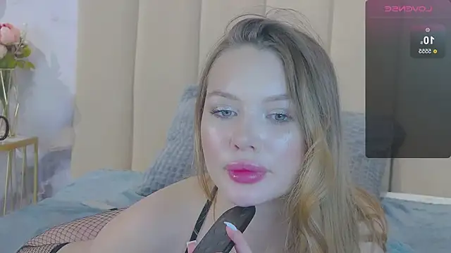 ViolaFlirt online show from 01.25.25