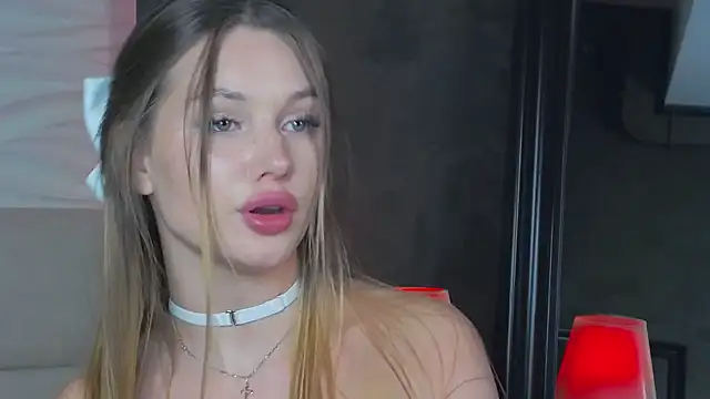 ViolaFlirt online show from 02.16.25