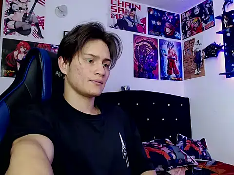 Snapshot of sr_jaeger chatting on 12.14.24 sr jaeger online show from 12.14.24