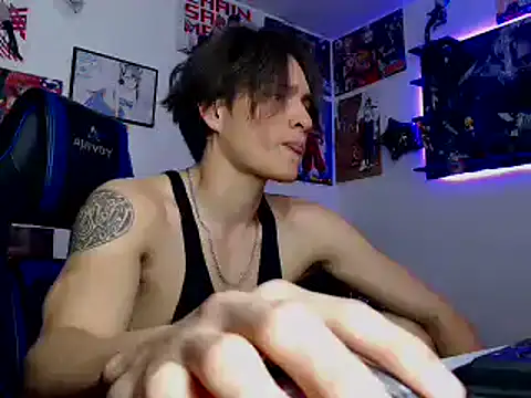 Snapshot of sr_jaeger chatting on 02.05.25 sr jaeger online show from 02.05.25