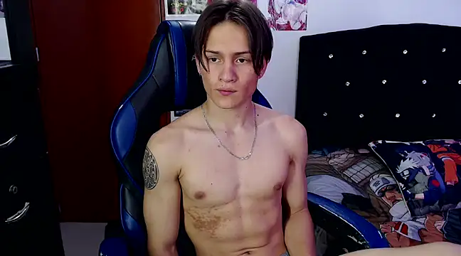 Snapshot of sr_jaeger chatting on 02.08.25 sr jaeger online show from 02.08.25