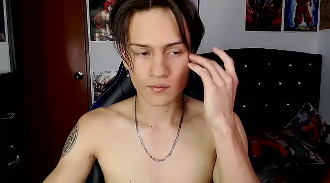 Snapshot of sr_jaeger chatting on 03.06.25 sr jaeger online show from 03.06.25