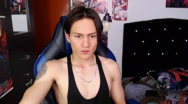 Snapshot of sr_jaeger chatting on 03.10.25 sr jaeger online show from 03.10.25