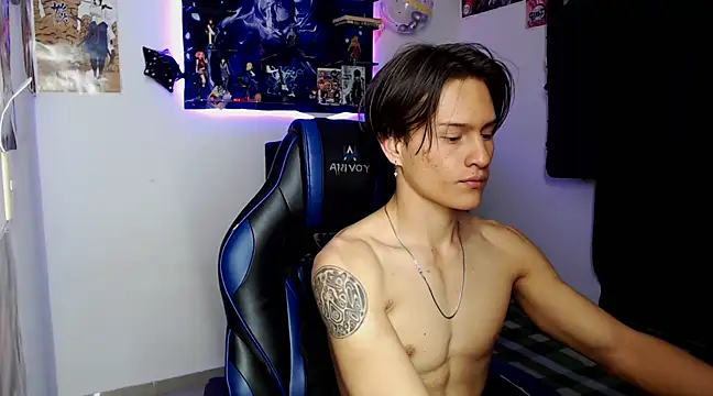 Snapshot of sr_jaeger chatting on 03.17.25 sr jaeger online show from 03.17.25