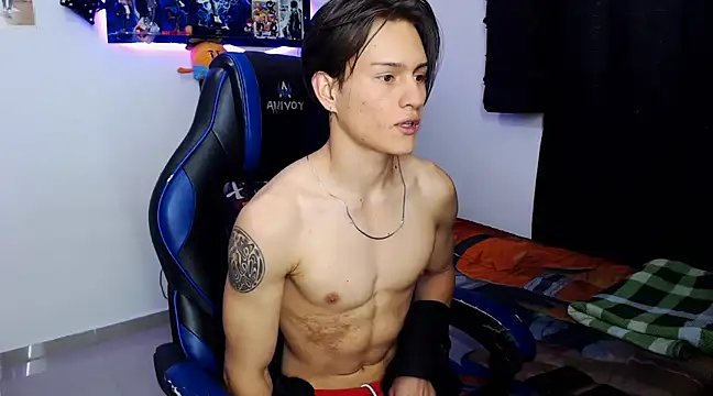 Snapshot of sr_jaeger chatting on 03.18.25 sr jaeger online show from 03.18.25