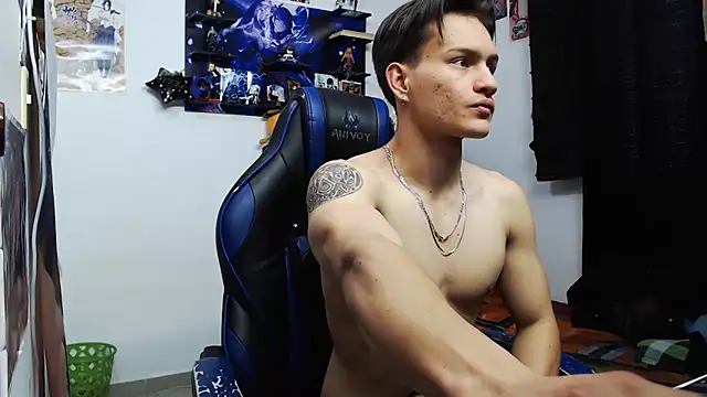 Snapshot of sr_jaeger chatting on 09.17.25 sr jaeger online show from 09.17.25