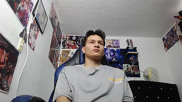 Snapshot of sr_jaeger chatting on 09.29.25 sr jaeger online show from 09.29.25