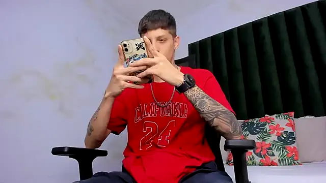 Adam hard  online show from 03.05.25