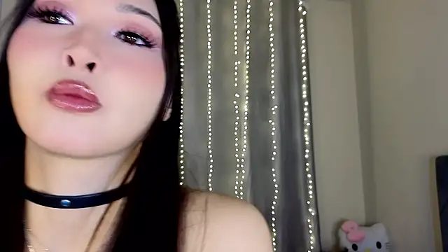 honey yani online show from 02.14.26