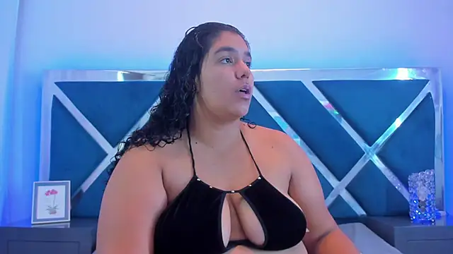 Tiffanymiller00 online show from 07.08.26