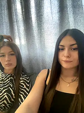 Snapshot of ShySonya chatting on 11.02.25 ShySonya online show from 11.02.25