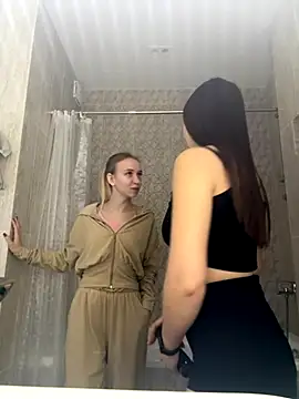 Snapshot of ShySonya chatting on 11.03.25 ShySonya online show from 11.03.25