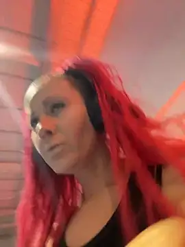 Snapshot of SweetSolez chatting on 03.20.25 SweetSolez online show from 03.20.25