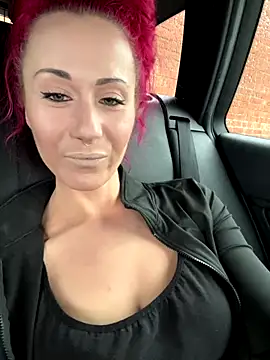 Snapshot of SweetSolez chatting on 10.23.25 SweetSolez online show from 10.23.25