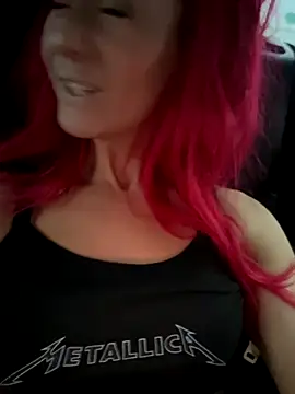 Snapshot of SweetSolez chatting on 11.08.25 SweetSolez online show from 11.08.25