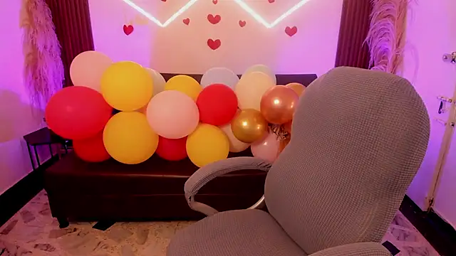 lunaalynch online show from 04.21.26