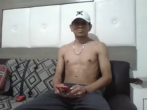 oiram27 online show from 10.25.25