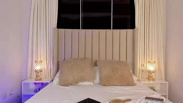 Aliison Smith online show from 04.16.26