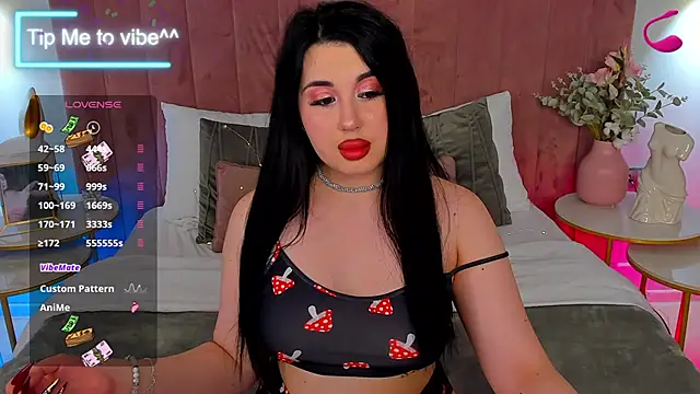 Mayzzie online show from 10.19.25