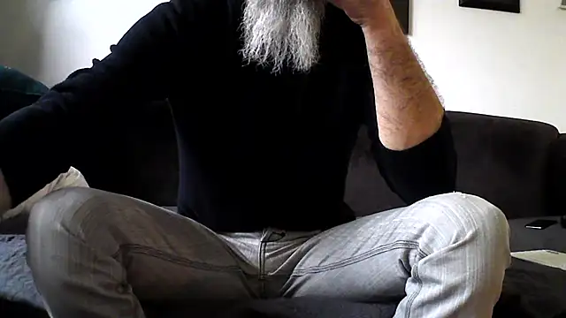 Snapshot of Kingsscepter chatting on 01.16.25 Kingsscepter online show from 01.16.25