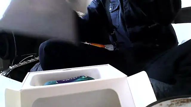 Snapshot of Kingsscepter chatting on 02.01.25 Kingsscepter online show from 02.01.25