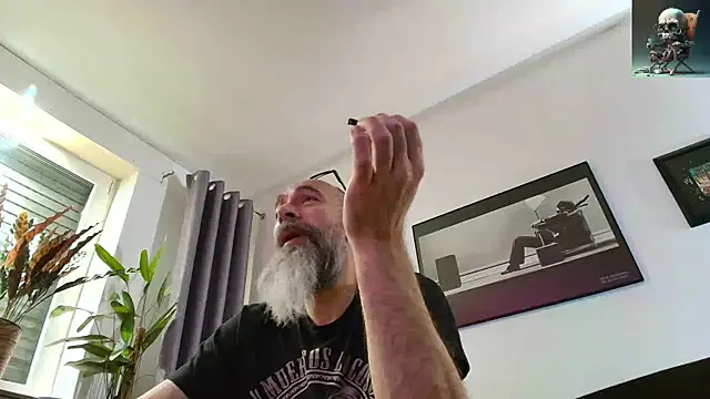 Snapshot of Kingsscepter chatting on 02.09.25 Kingsscepter online show from 02.09.25