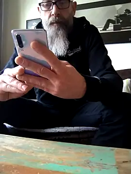 Snapshot of Kingsscepter chatting on 02.12.25 Kingsscepter online show from 02.12.25