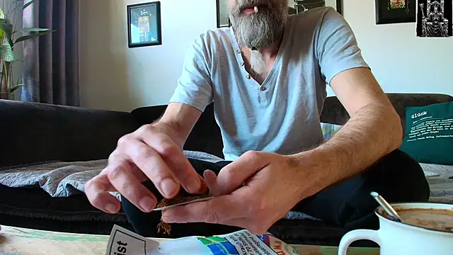 Snapshot of Kingsscepter chatting on 02.23.25 Kingsscepter online show from 02.23.25