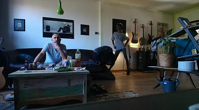 Snapshot of Kingsscepter chatting on 03.02.25 Kingsscepter online show from 03.02.25