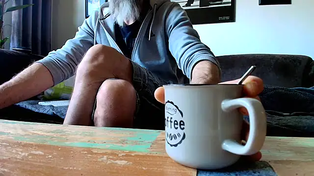 Snapshot of Kingsscepter chatting on 03.04.25 Kingsscepter online show from 03.04.25