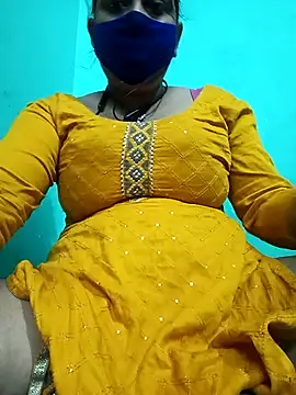 Snapshot of hotty_manisha chatting on 10.09.25 hotty manisha online show from 10.09.25