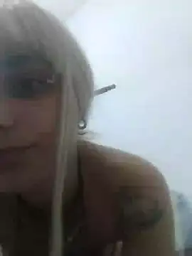Snapshot of Luci_foxx chatting on 10.03.25 Luci foxx online show from 10.03.25
