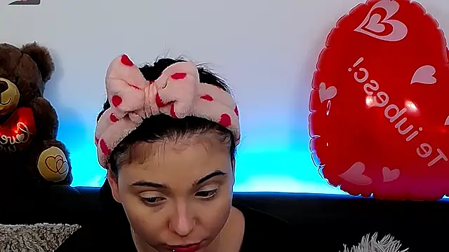 AveryWillow online show from 02.26.25