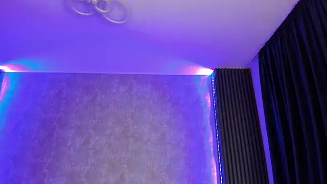 Milla Heart online show from 03.16.25