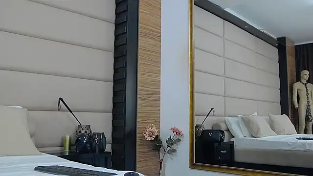 ClaraEcho online show from 12.11.24