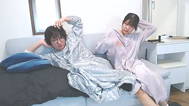 Snapshot of nmnk_CH chatting on 02.14.25 nmnk CH online show from 02.14.25