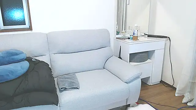 Snapshot of nmnk_CH chatting on 03.04.25 nmnk CH online show from 03.04.25