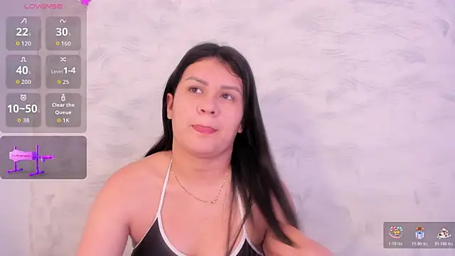 Snapshot of Elalove_ chatting on 11.06.25 Elalove online show from 11.06.25